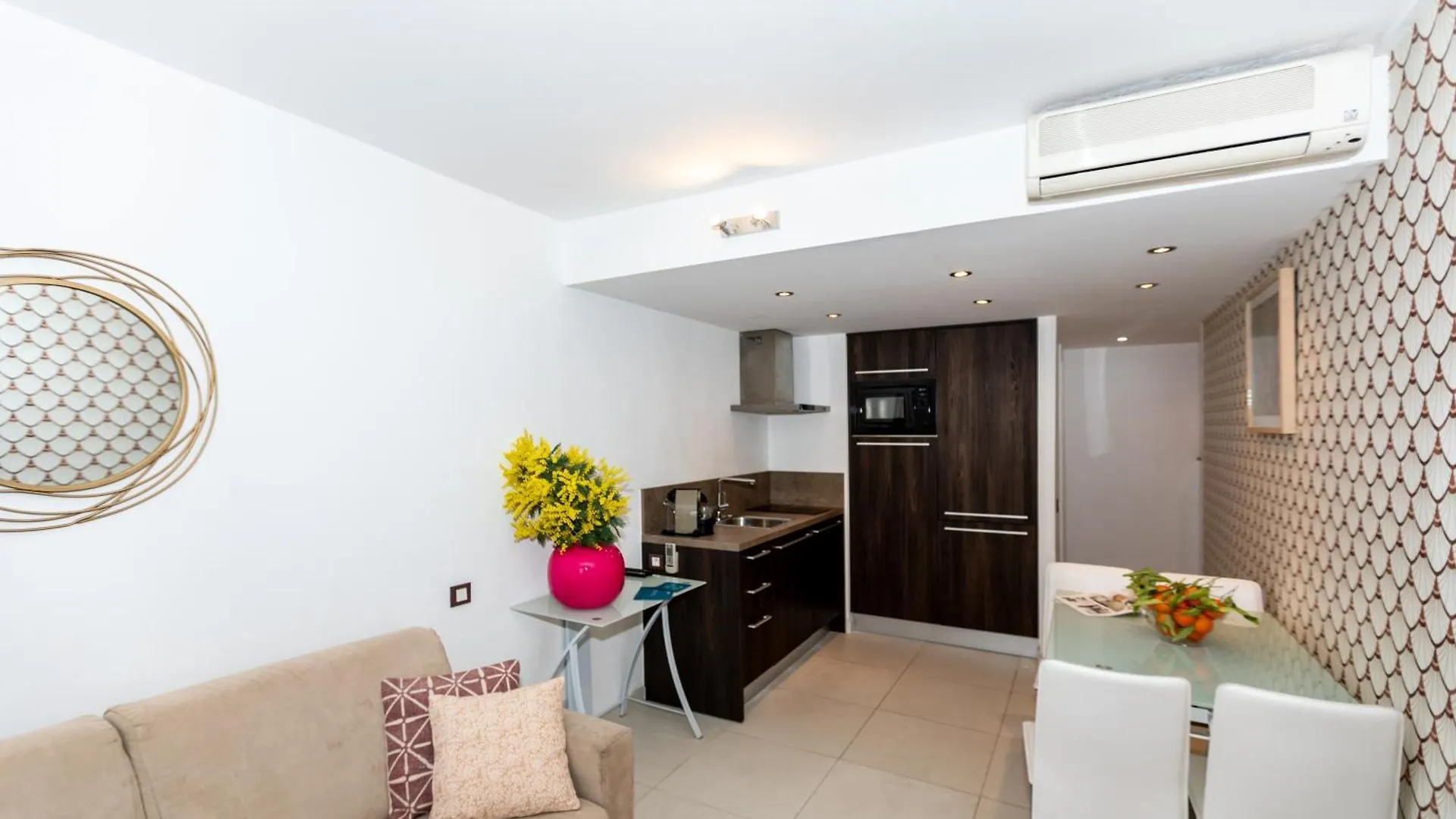 Sweett - Maison Blanche Juan-les-Pins Apartment