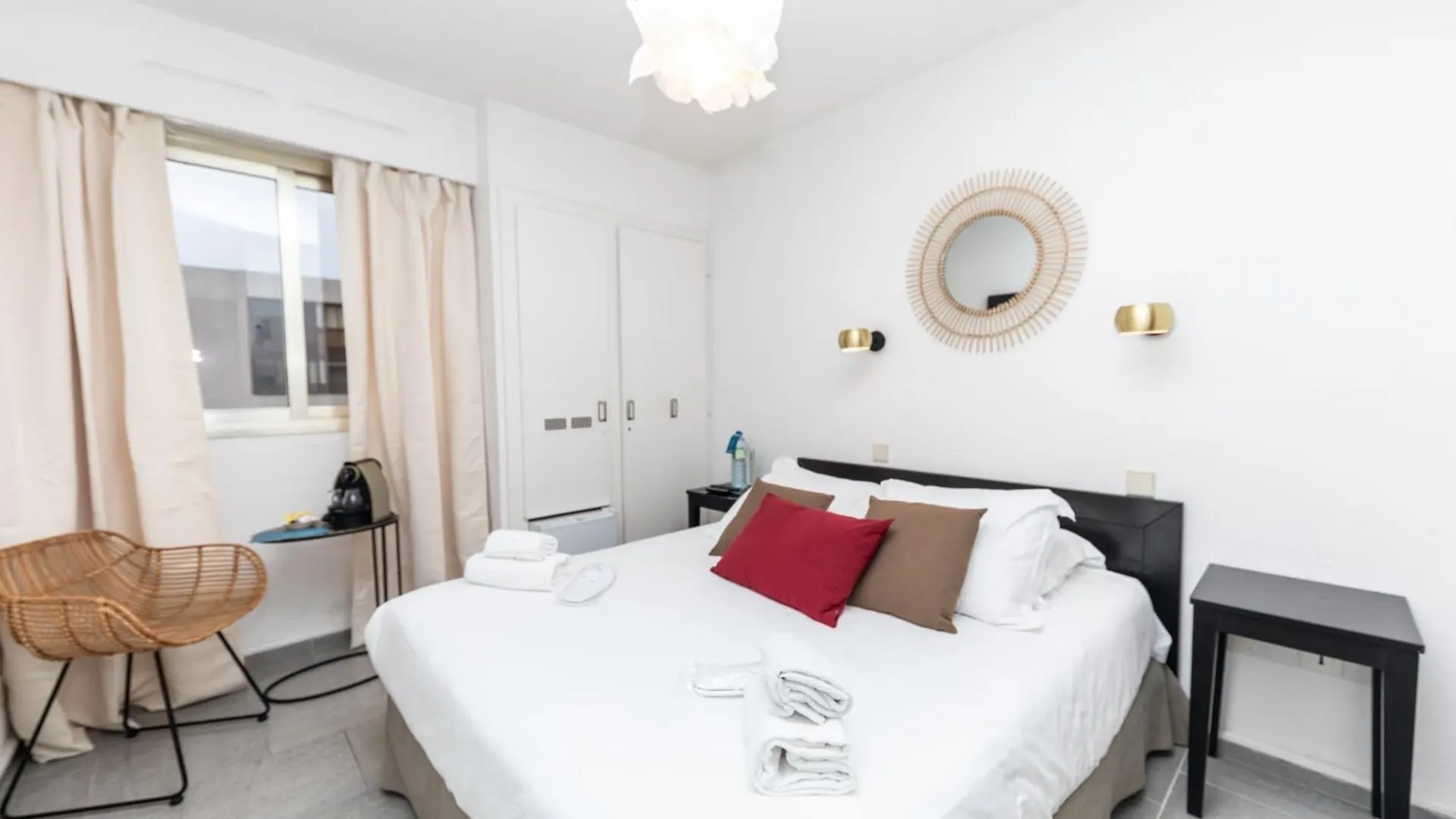 Sweett - Maison Blanche Juan-les-Pins 0*,  Frankrike