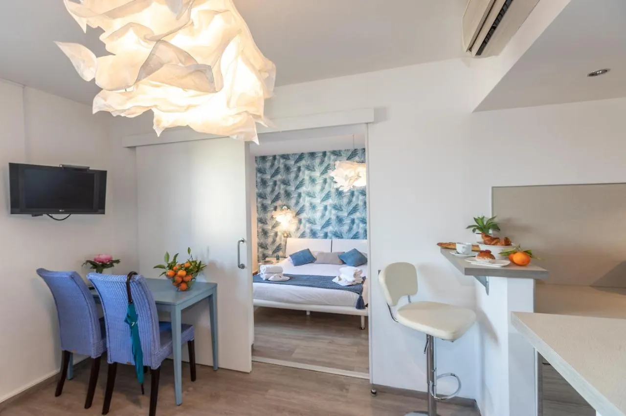 Sweett - Maison Blanche Juan-les-Pins 0*,