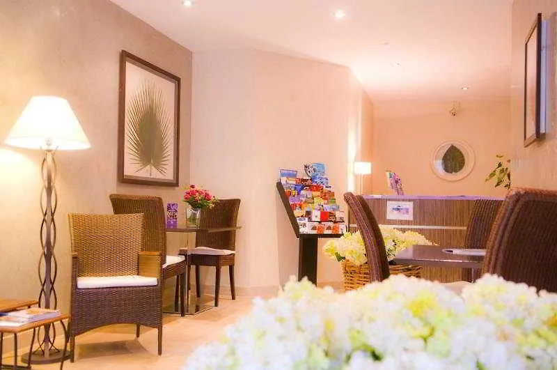 Apartment Sweett - Maison Blanche Juan-les-Pins France